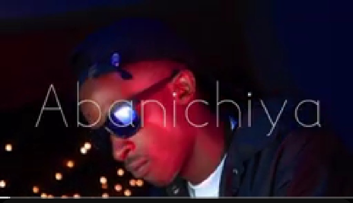 Ambani abanichiya – Flaze4t5 smr ft. San 2, Twennie zm (Official Music Video)